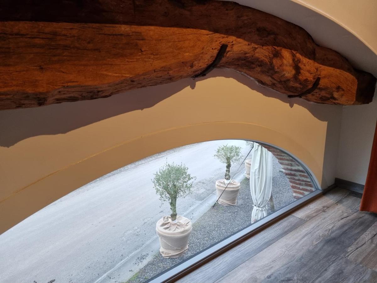 Double Room,1351639075:JPEG